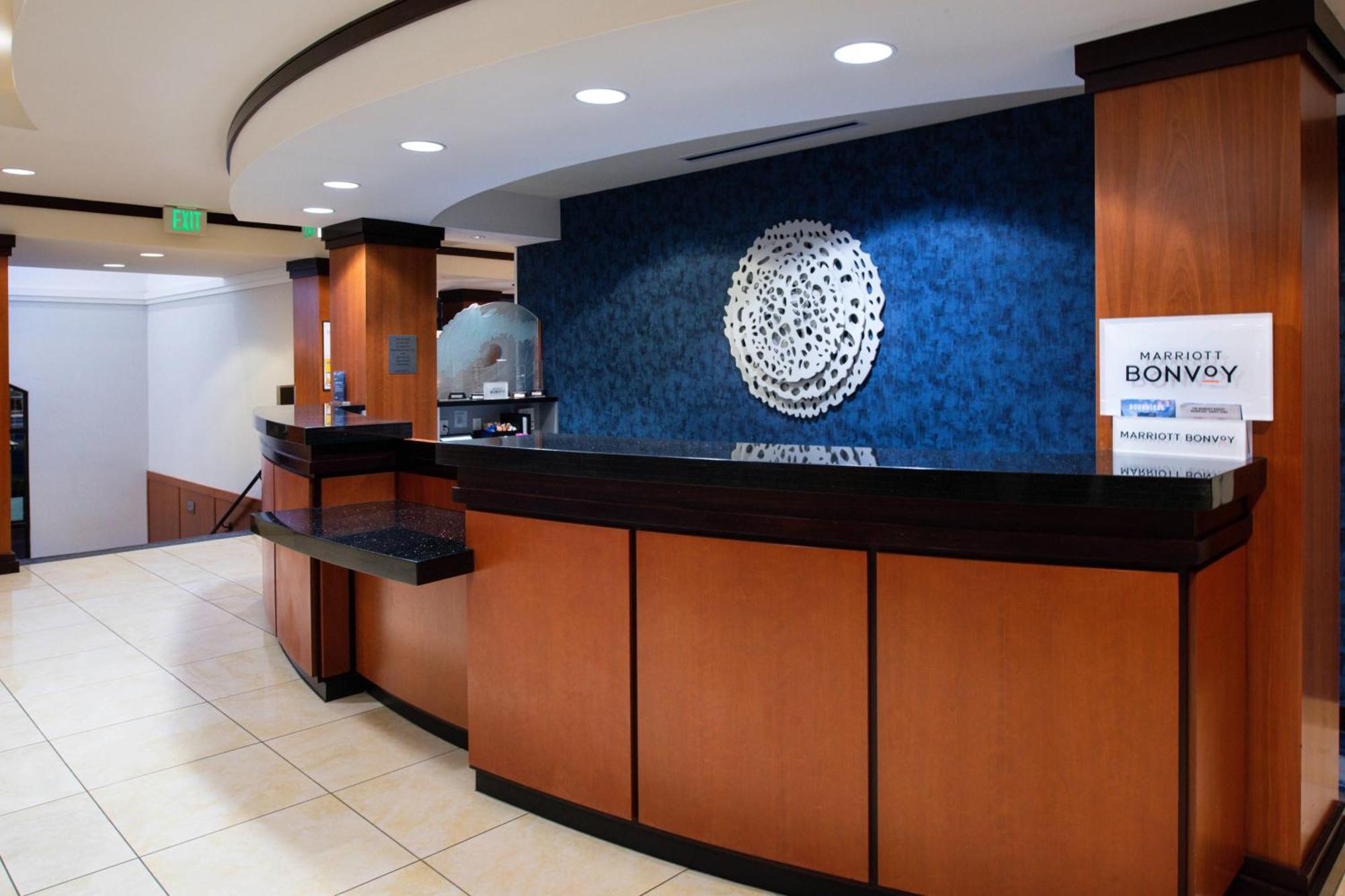 Fairfield Inn & Suites Santa Cruz - Capitola Exterior foto